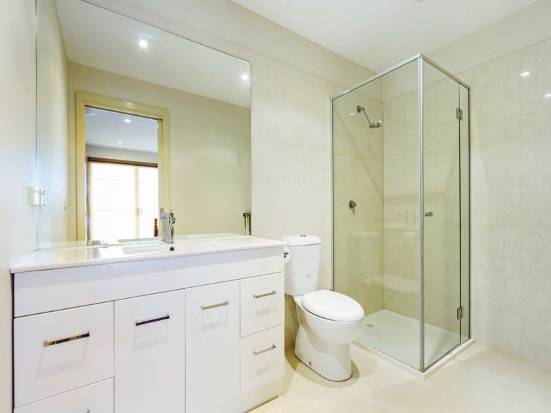 7/2 Minna Street, Blackburn image 4