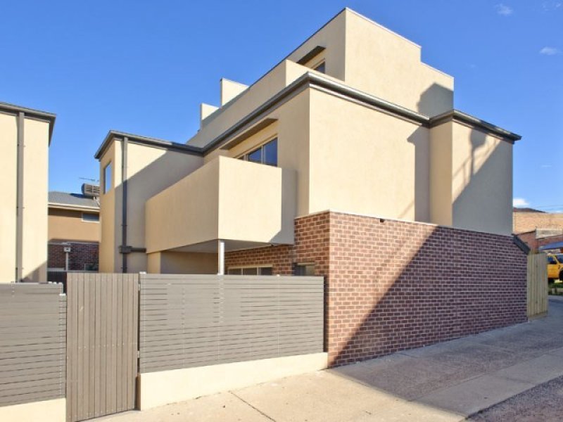 7/2 Minna Street, Blackburn image 6