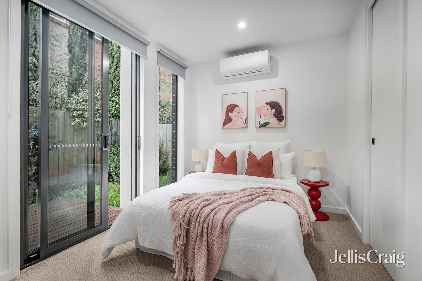 7/2 Montgomery Avenue, Mount Waverley image 5