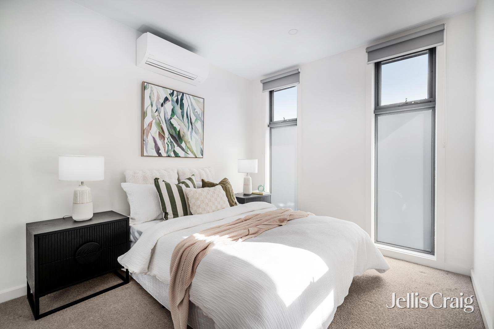 7/2 Montgomery Avenue, Mount Waverley image 7