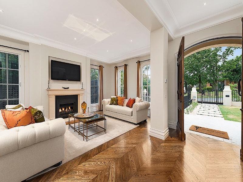 72 Panoramic Road, Balwyn North image 2