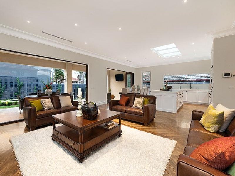 72 Panoramic Road, Balwyn North image 4