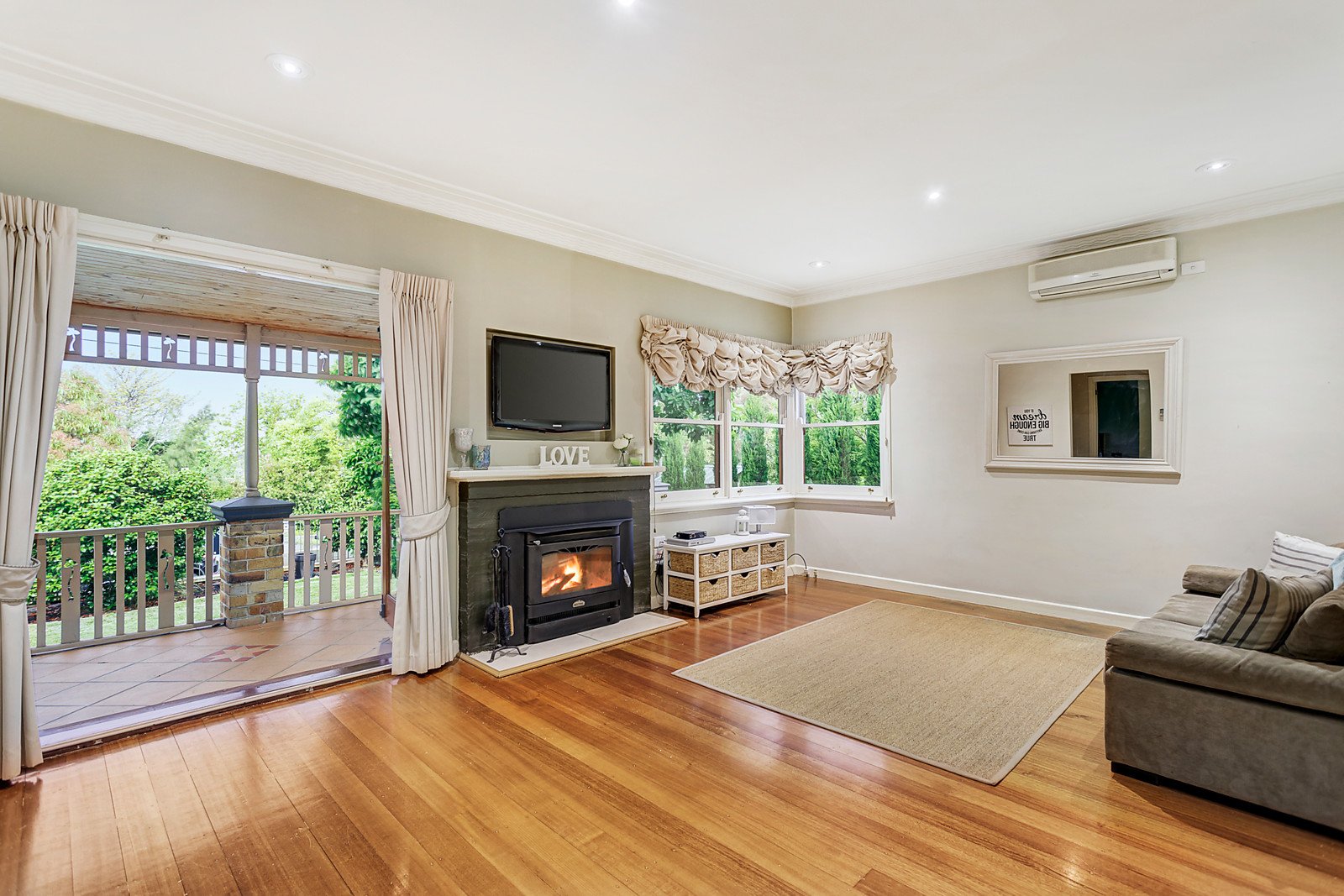 72 Percy Street, Mitcham image 3