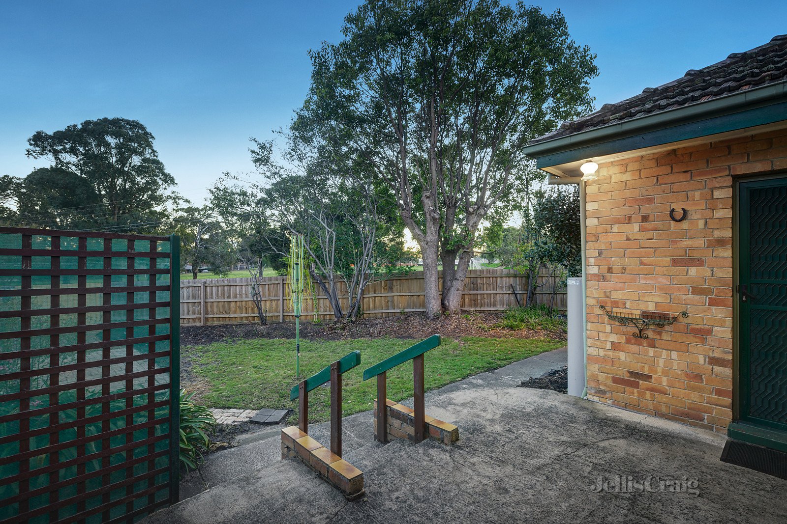 72 Rattray Road, Montmorency image 7