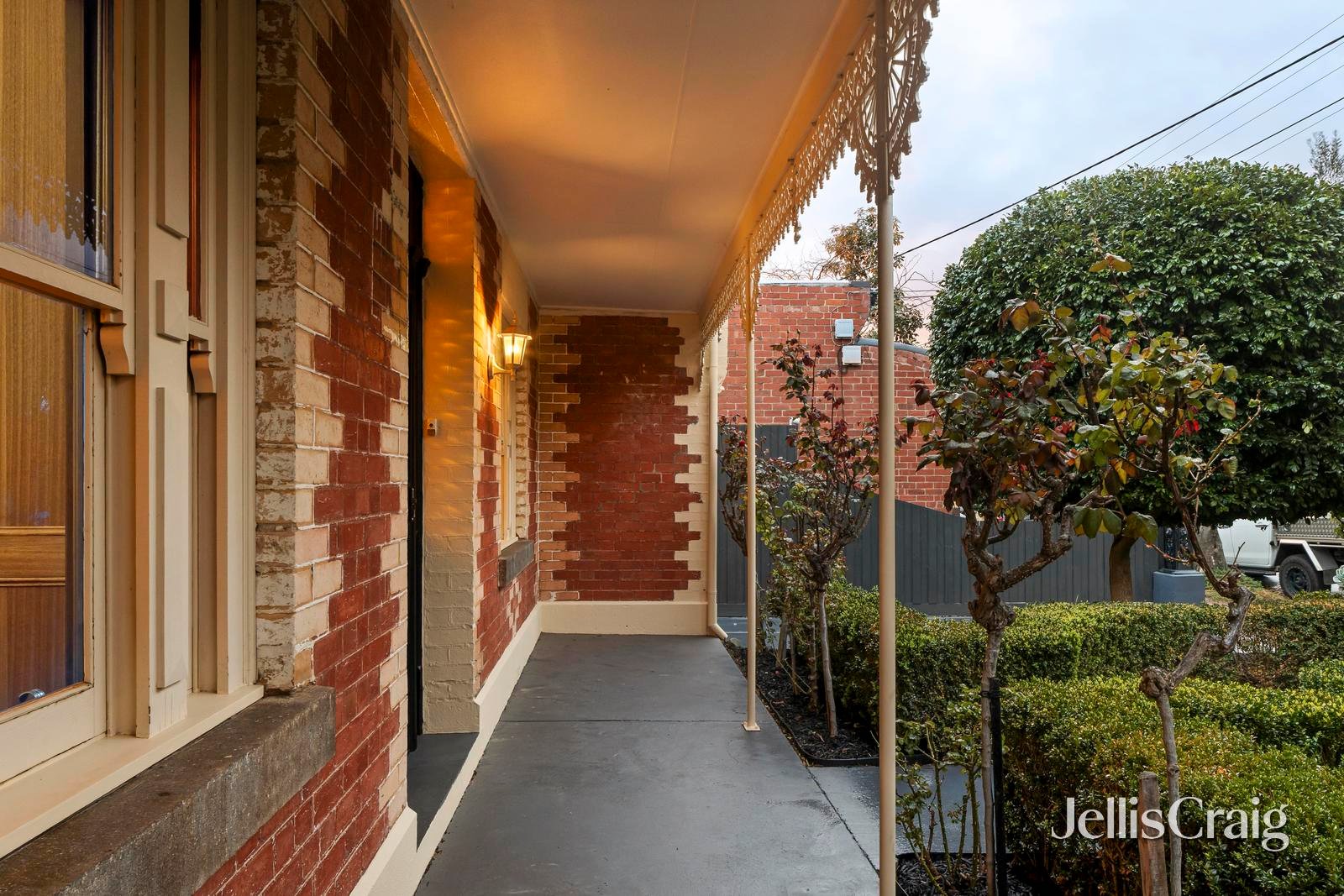 72 Rossmoyne Street, Thornbury image 2