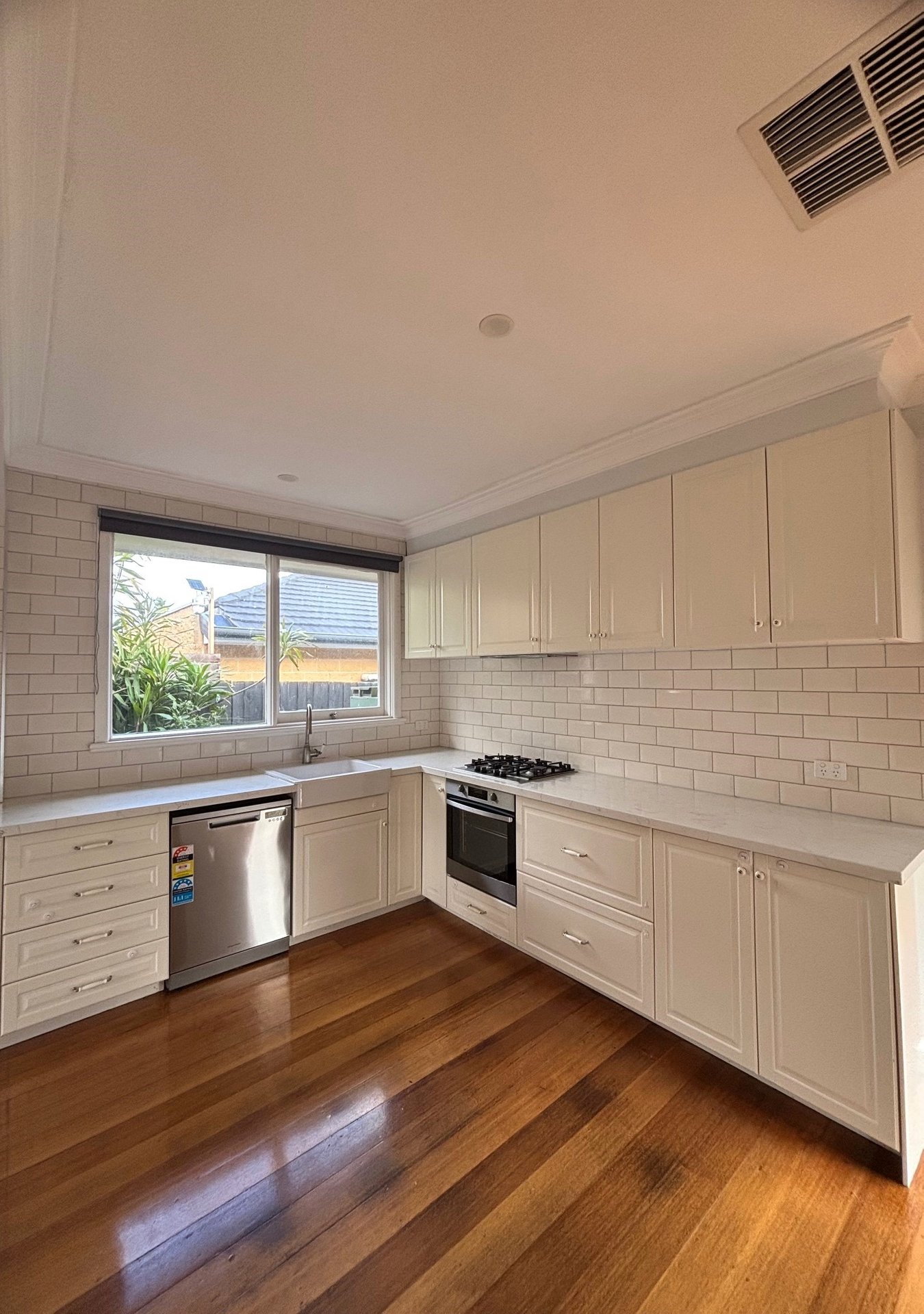 72 Shady Grove, Forest Hill image 3