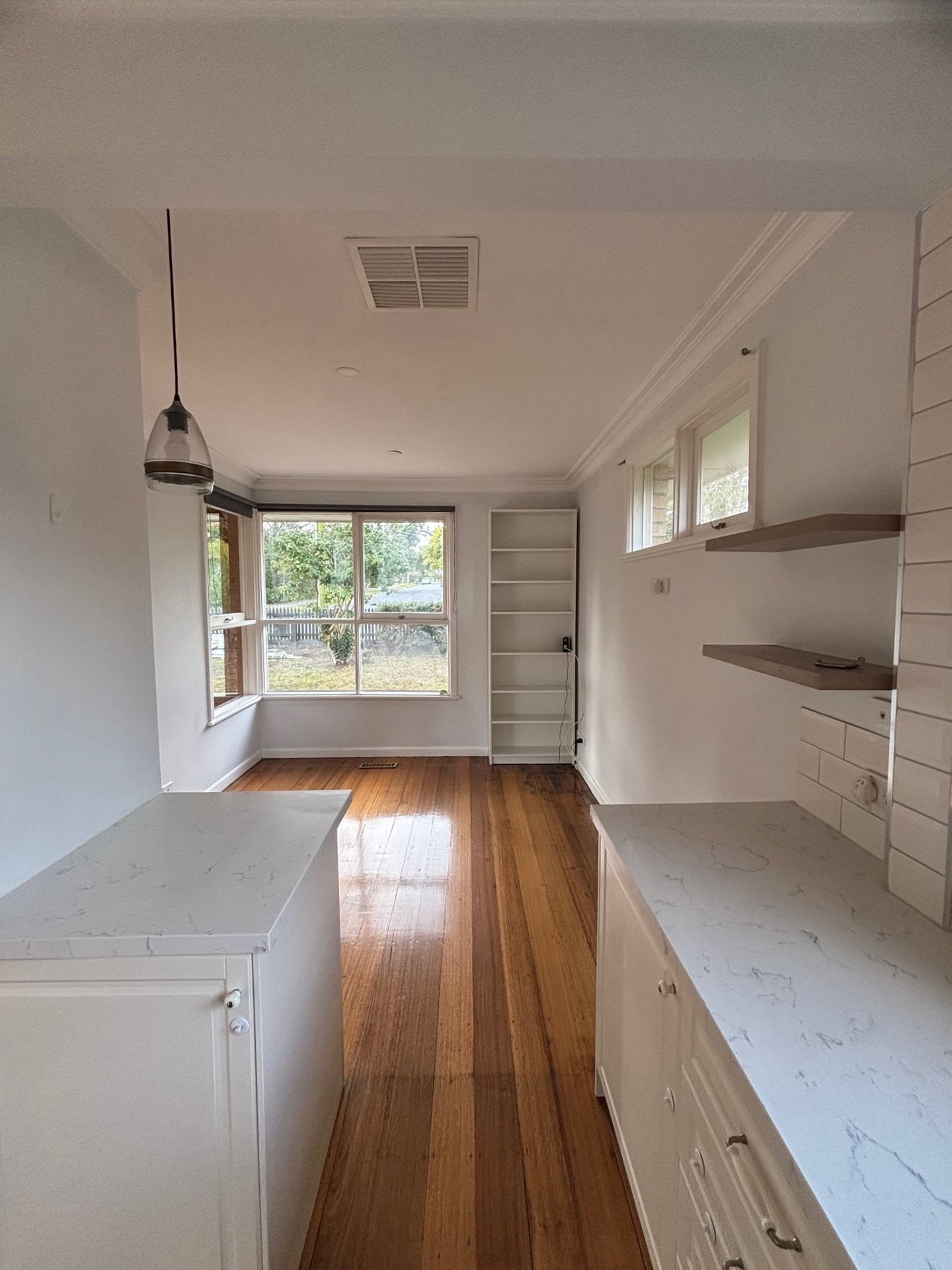 72 Shady Grove, Forest Hill image 4