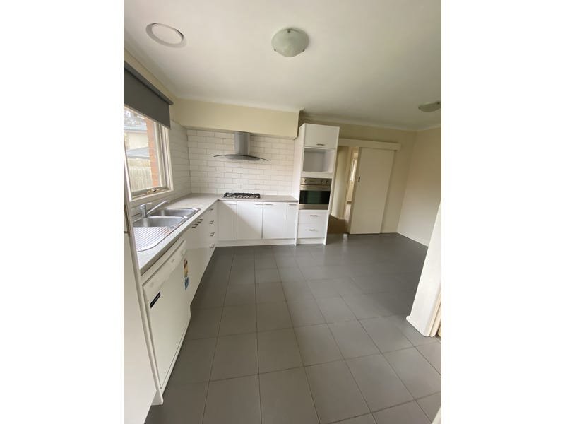 Property Gallery Thumbnail 7