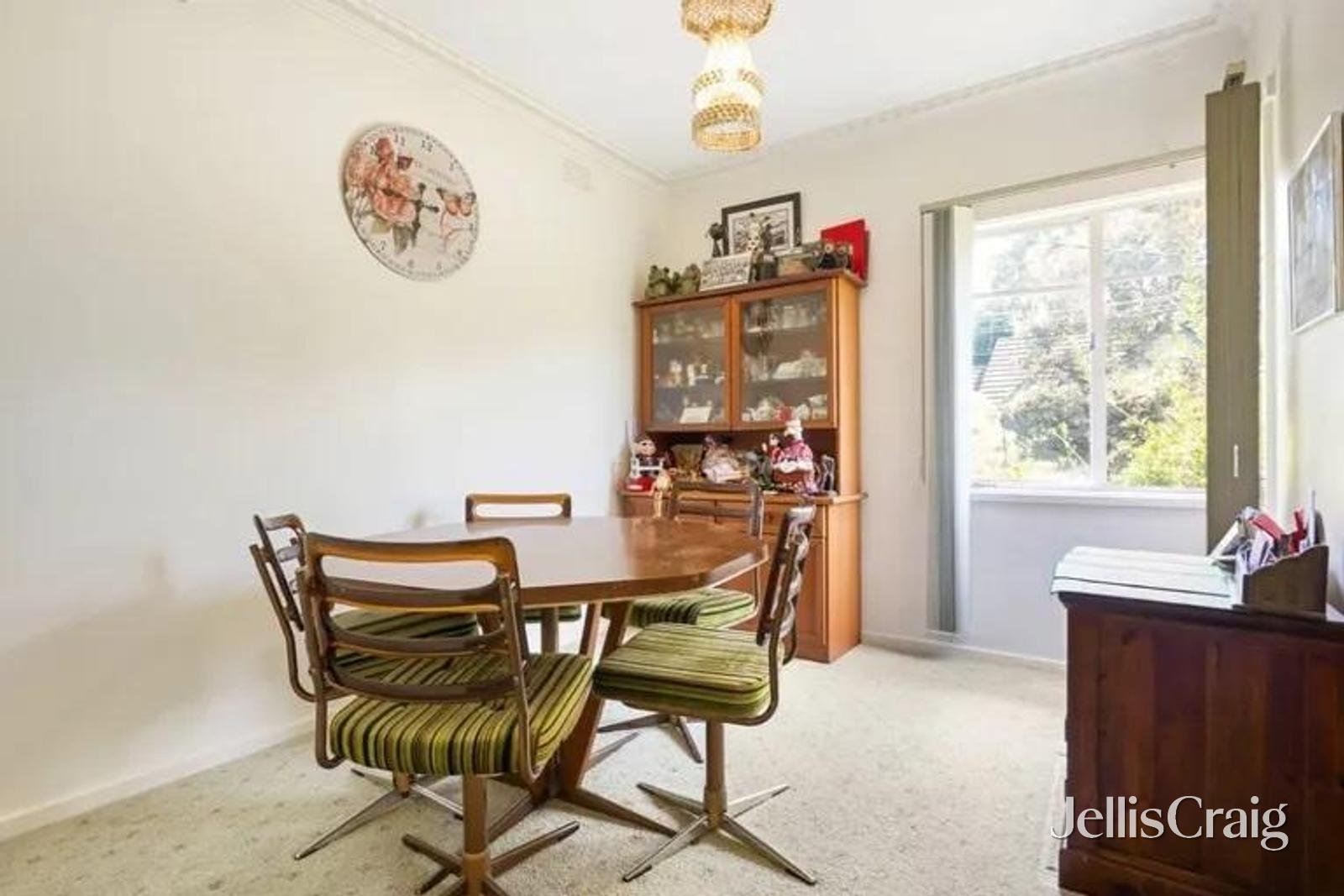 72 Whitehorse Road, Blackburn image 6