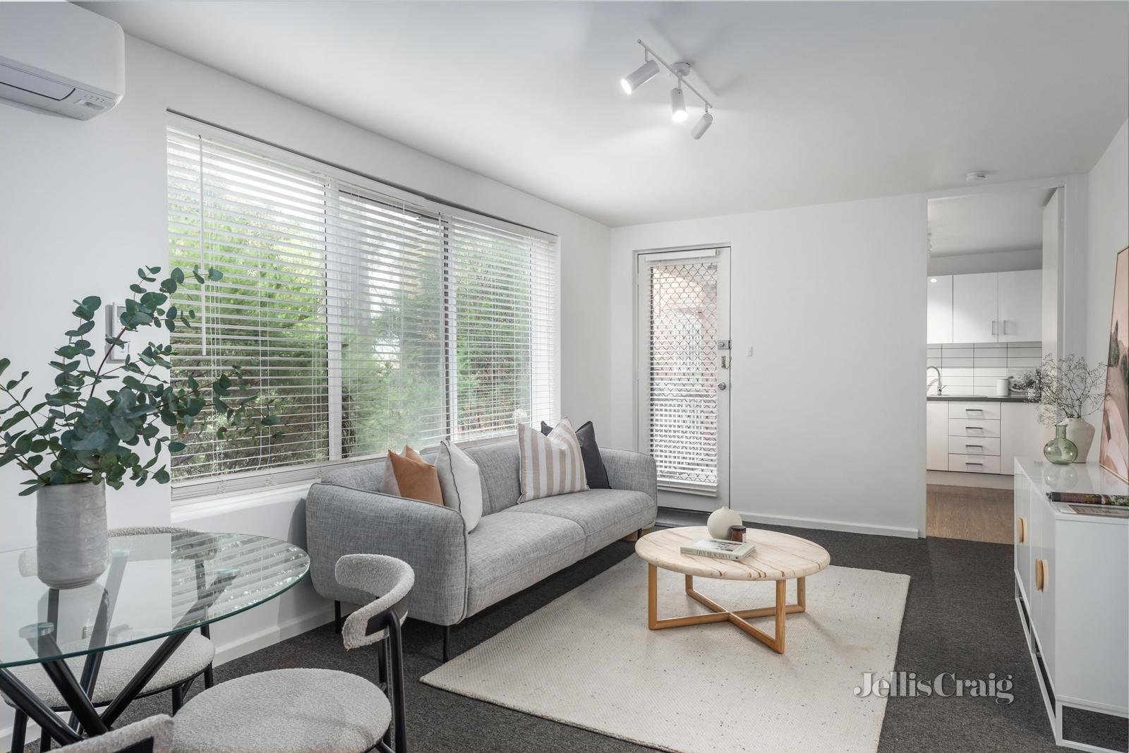 7/203 Clarke Street, Northcote image 1