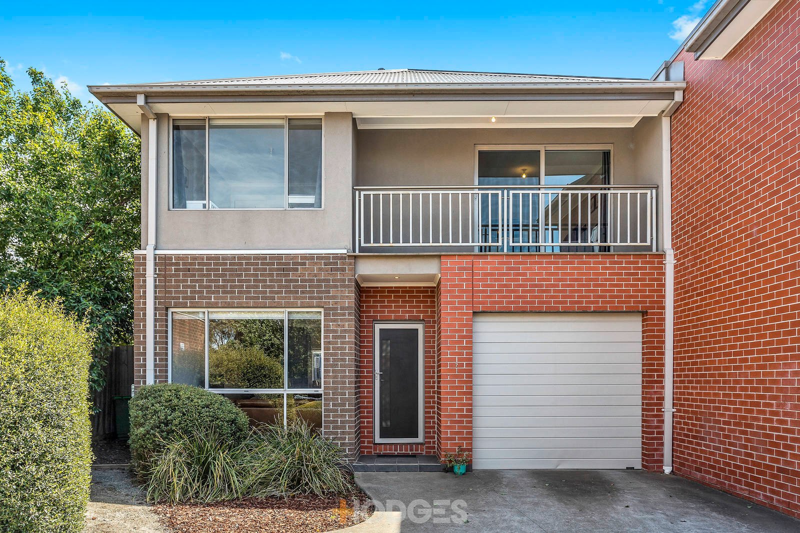 7 / 21 Waratah Street West Footscray