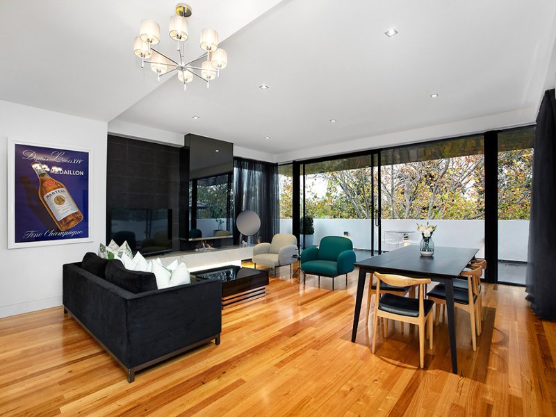 7/210 Tennyson Street, Elwood image 3