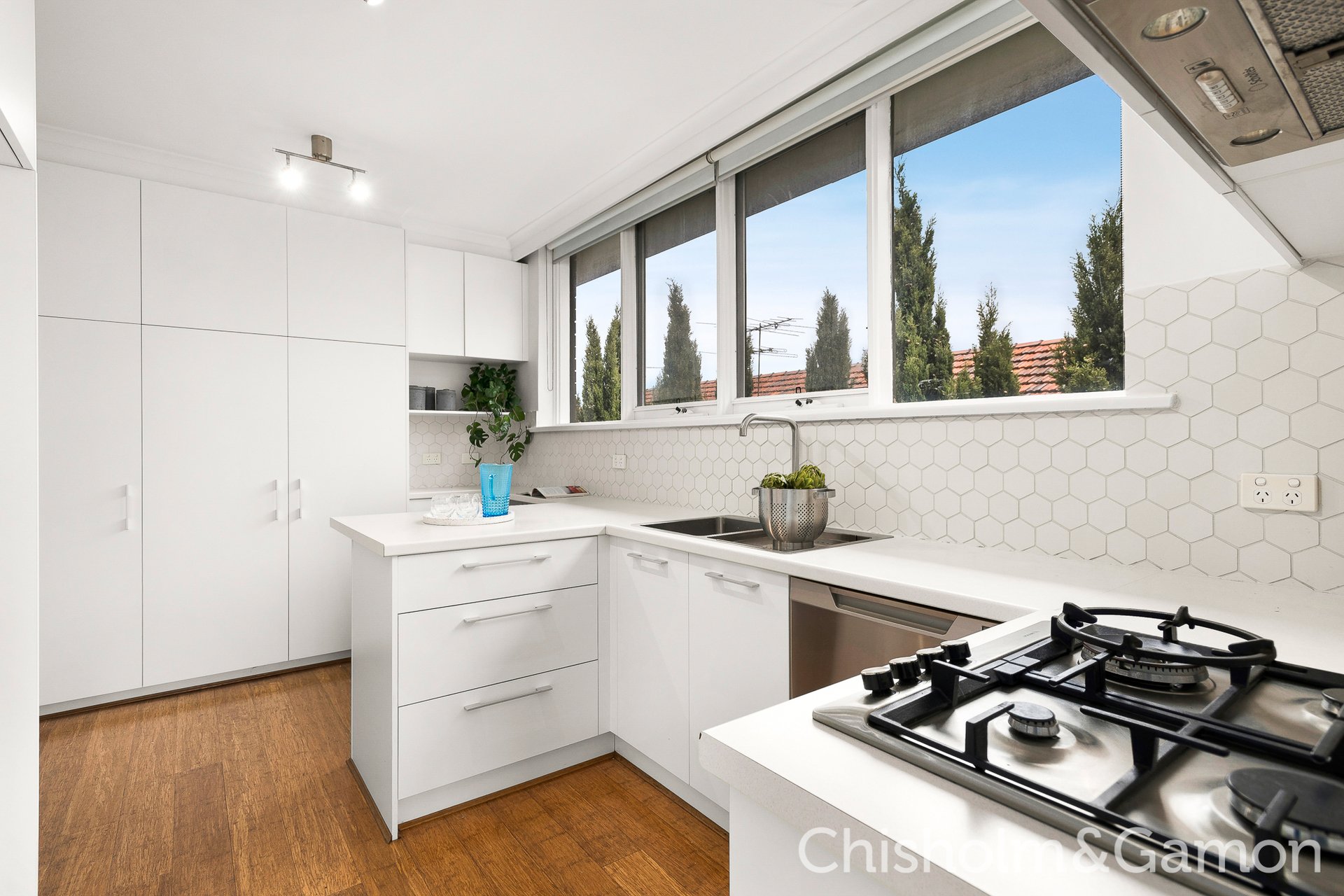 7/211 Brighton Road, Elwood image 7