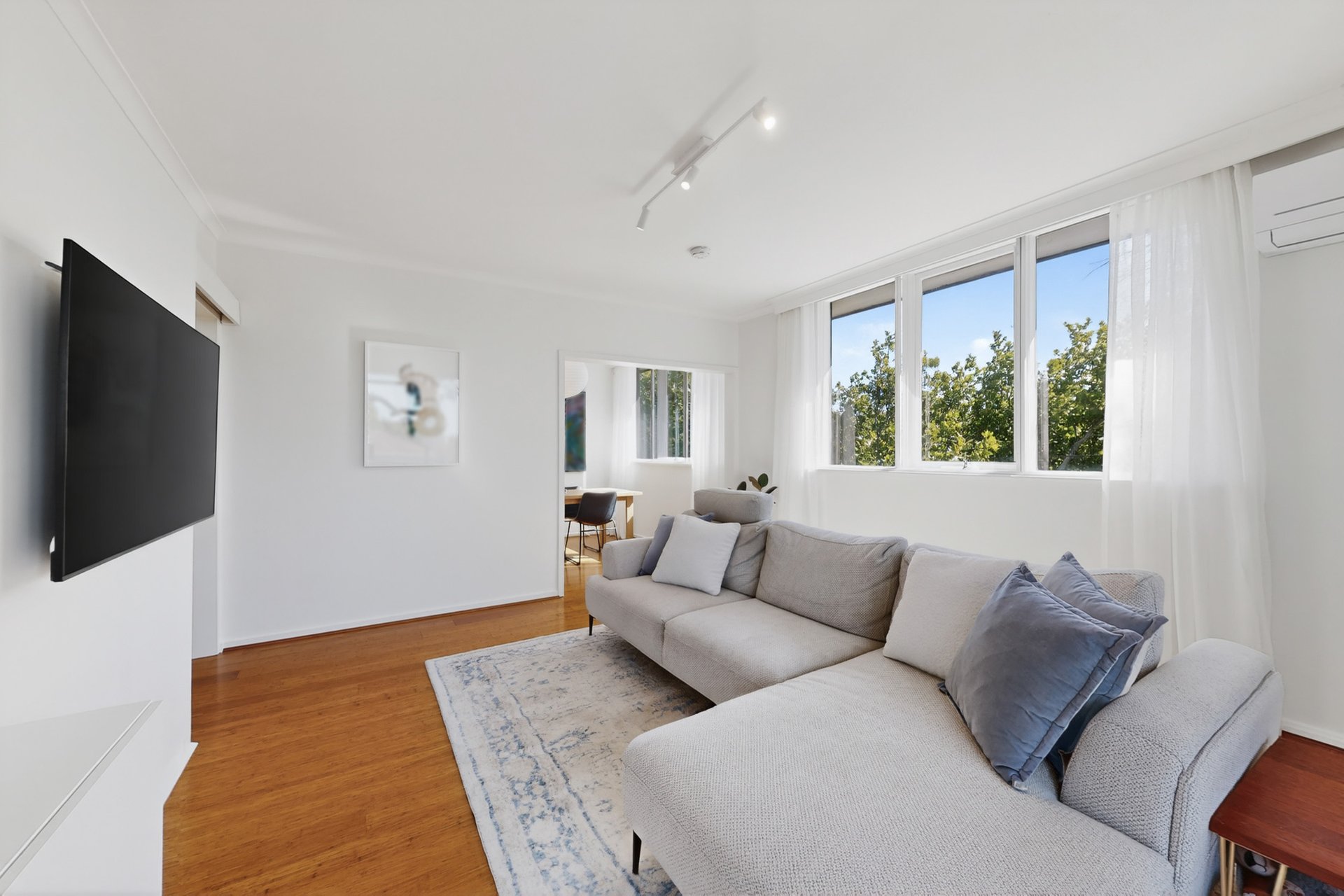 7/211 Brighton Road, Elwood image 3