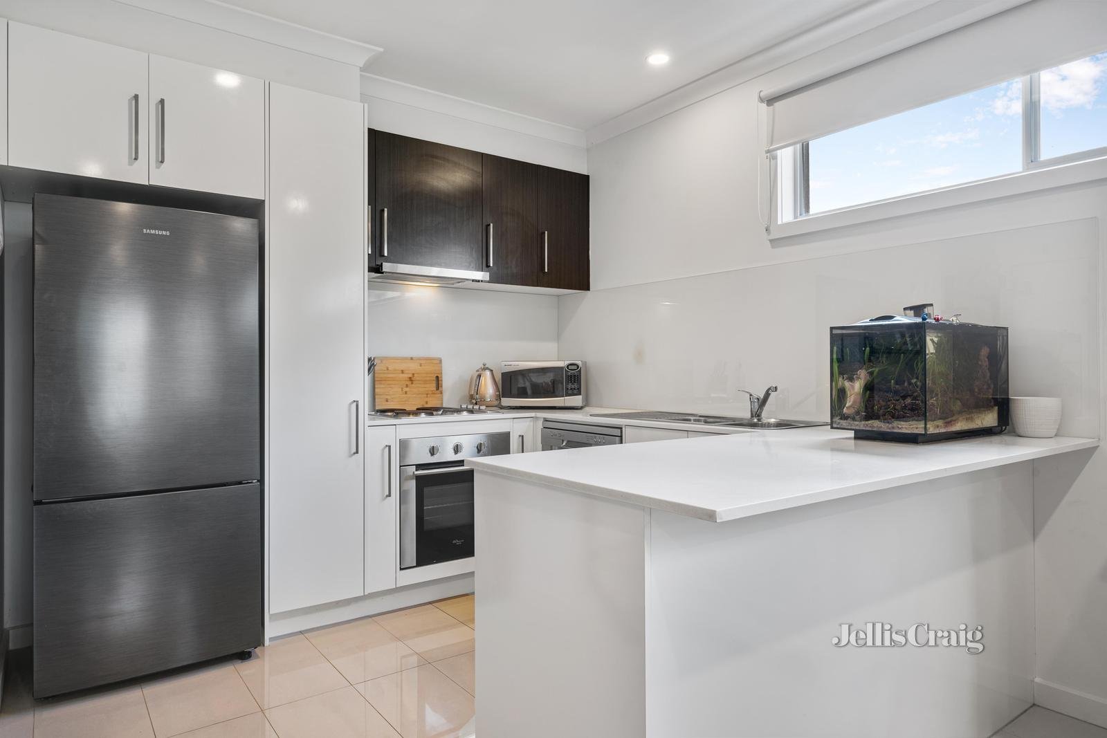 7/22 Bourke Street, Ringwood image 3