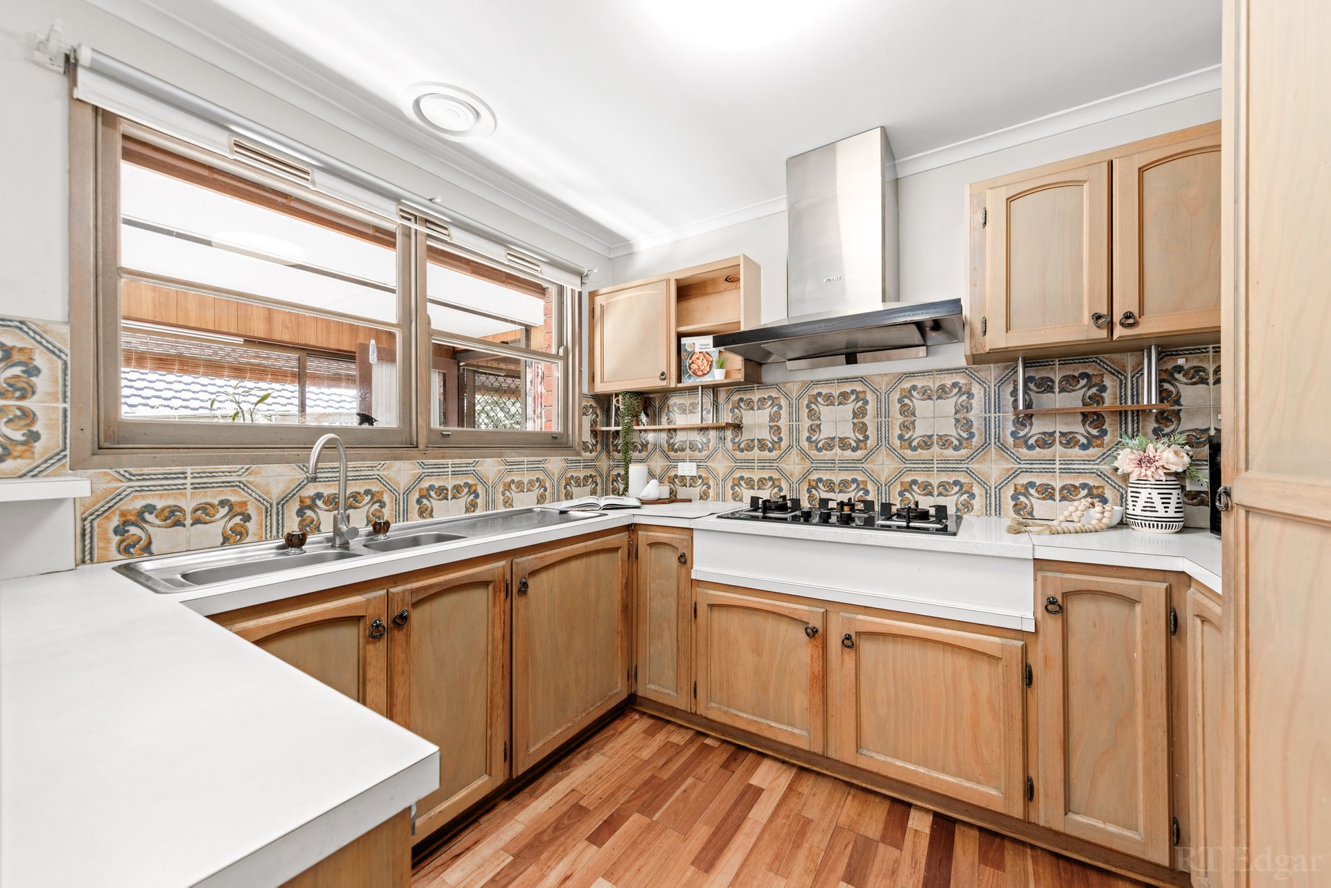 Property Gallery Thumbnail 7