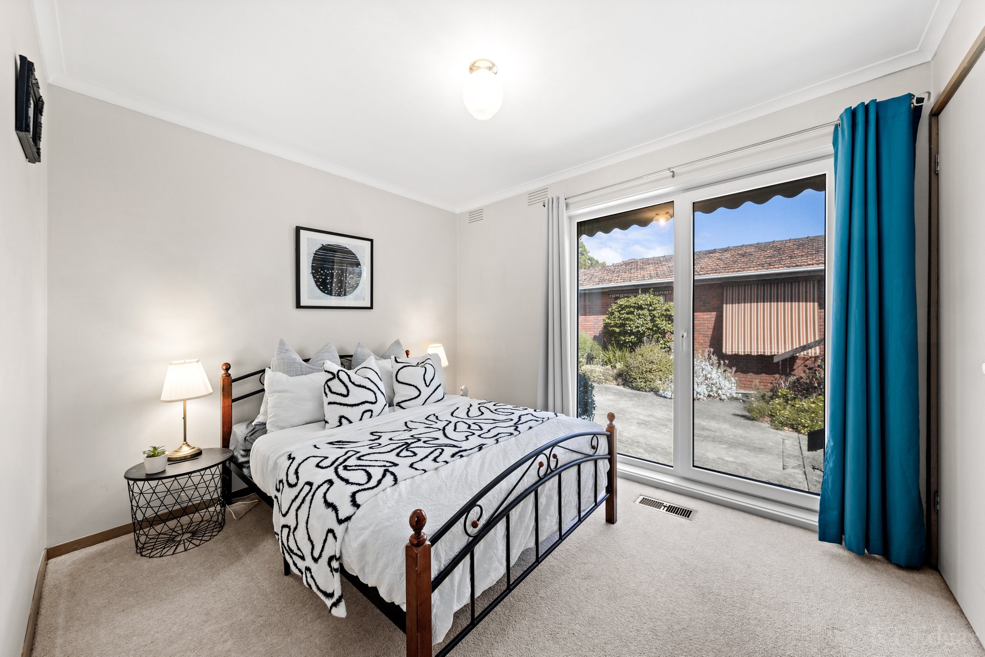 Property Gallery Thumbnail 12