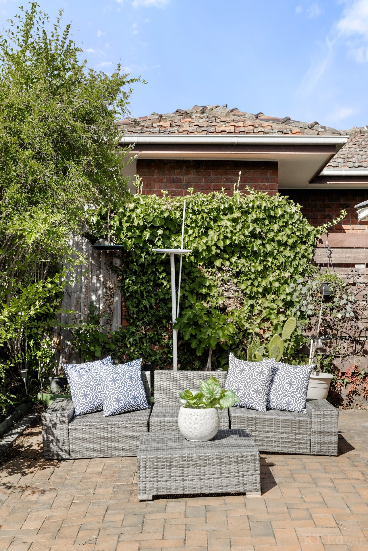 Property Gallery Thumbnail 16