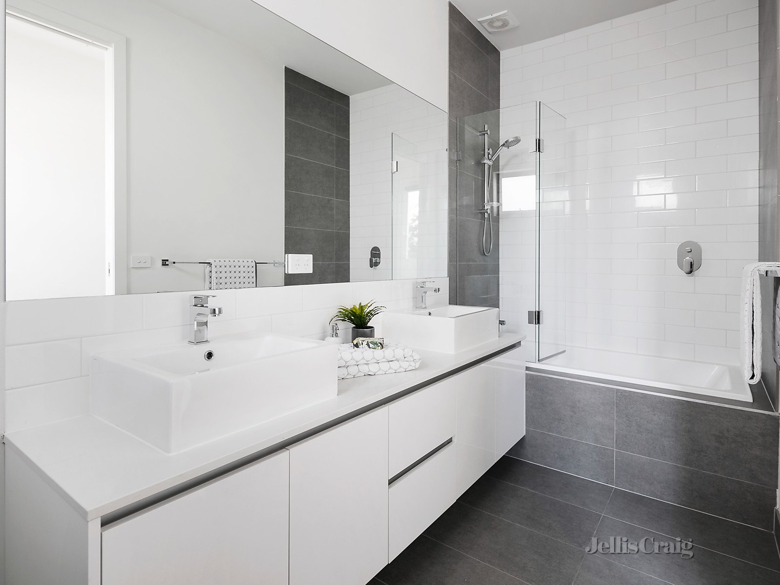 7/22 Porter Road, Heidelberg Heights image 8