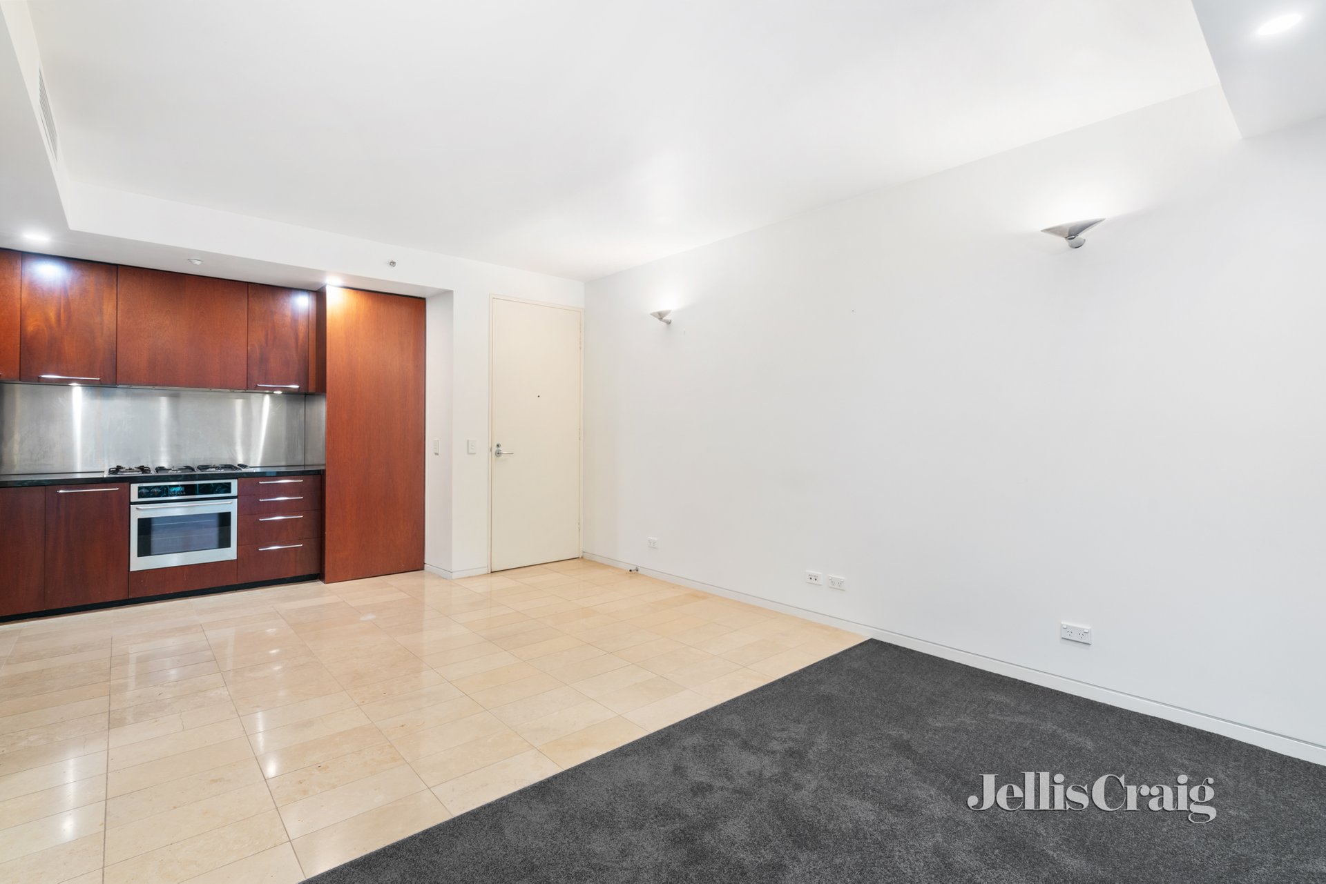 7/228 The Avenue, Parkville image 2
