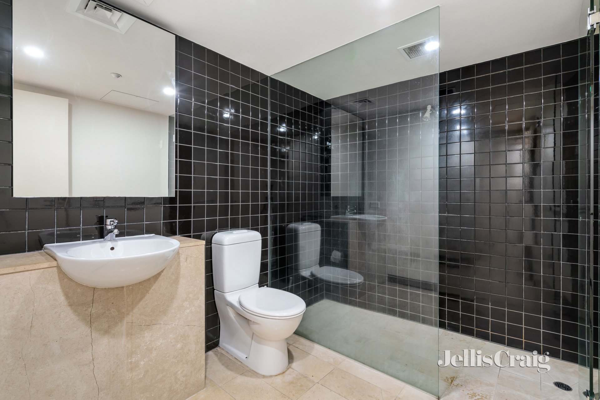 7/228 The Avenue, Parkville image 5