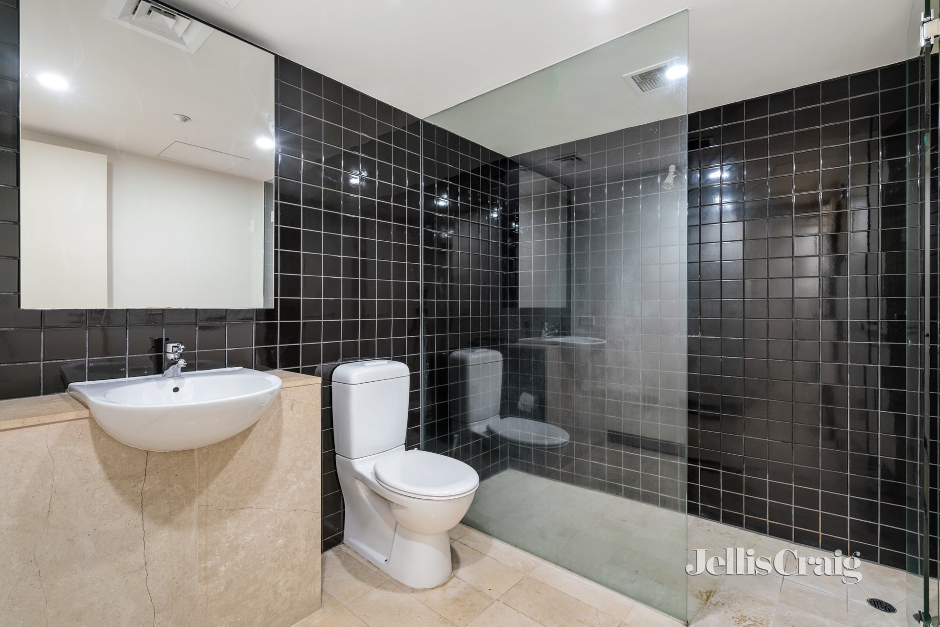 7/228 The Avenue, Parkville image 5