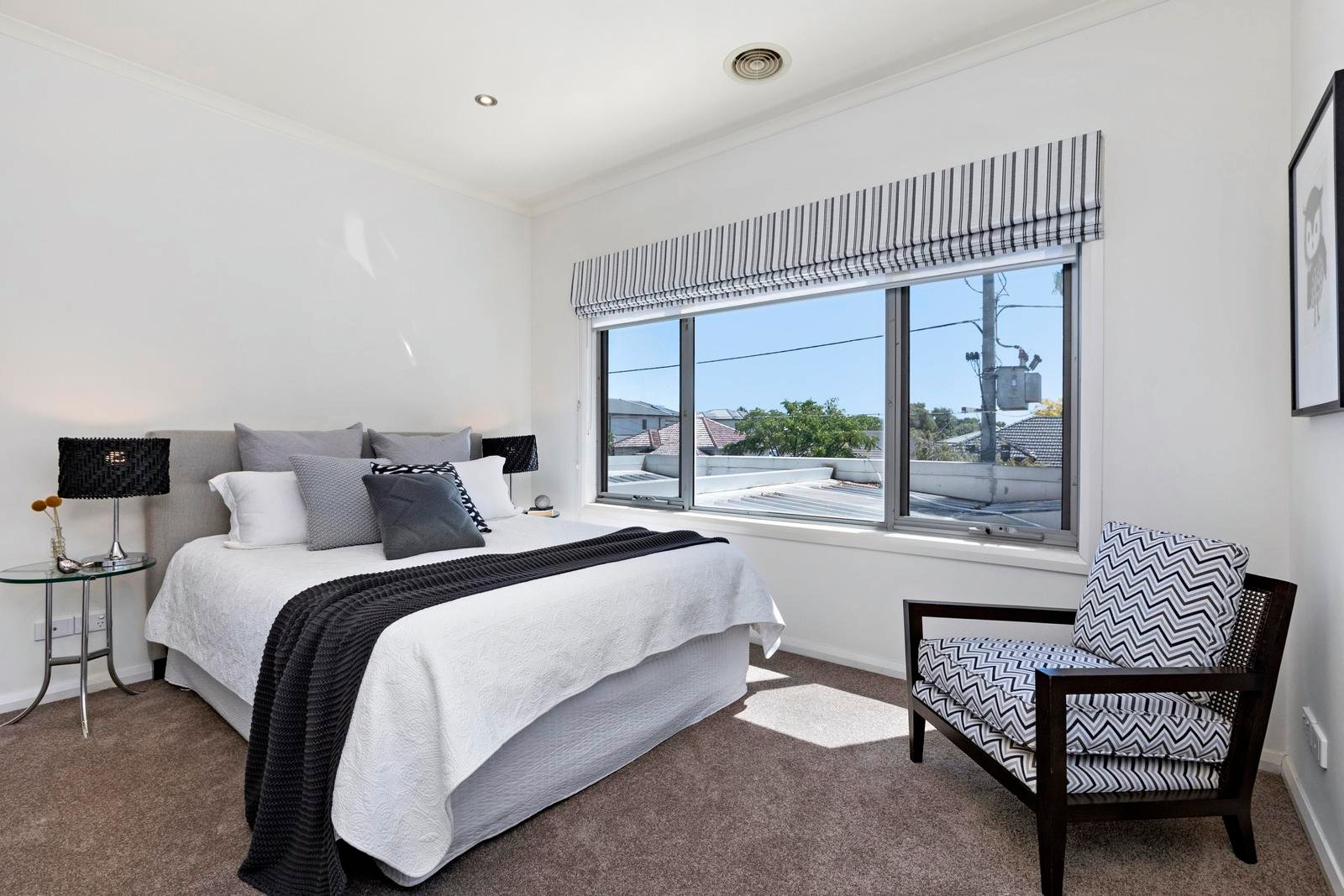 Property Gallery Thumbnail 8