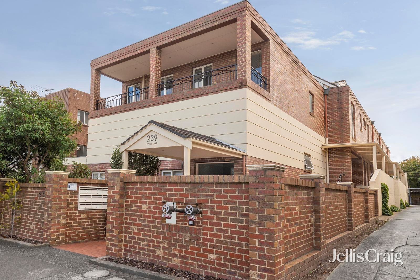 7/239 Riversdale Road, Hawthorn East image 11
