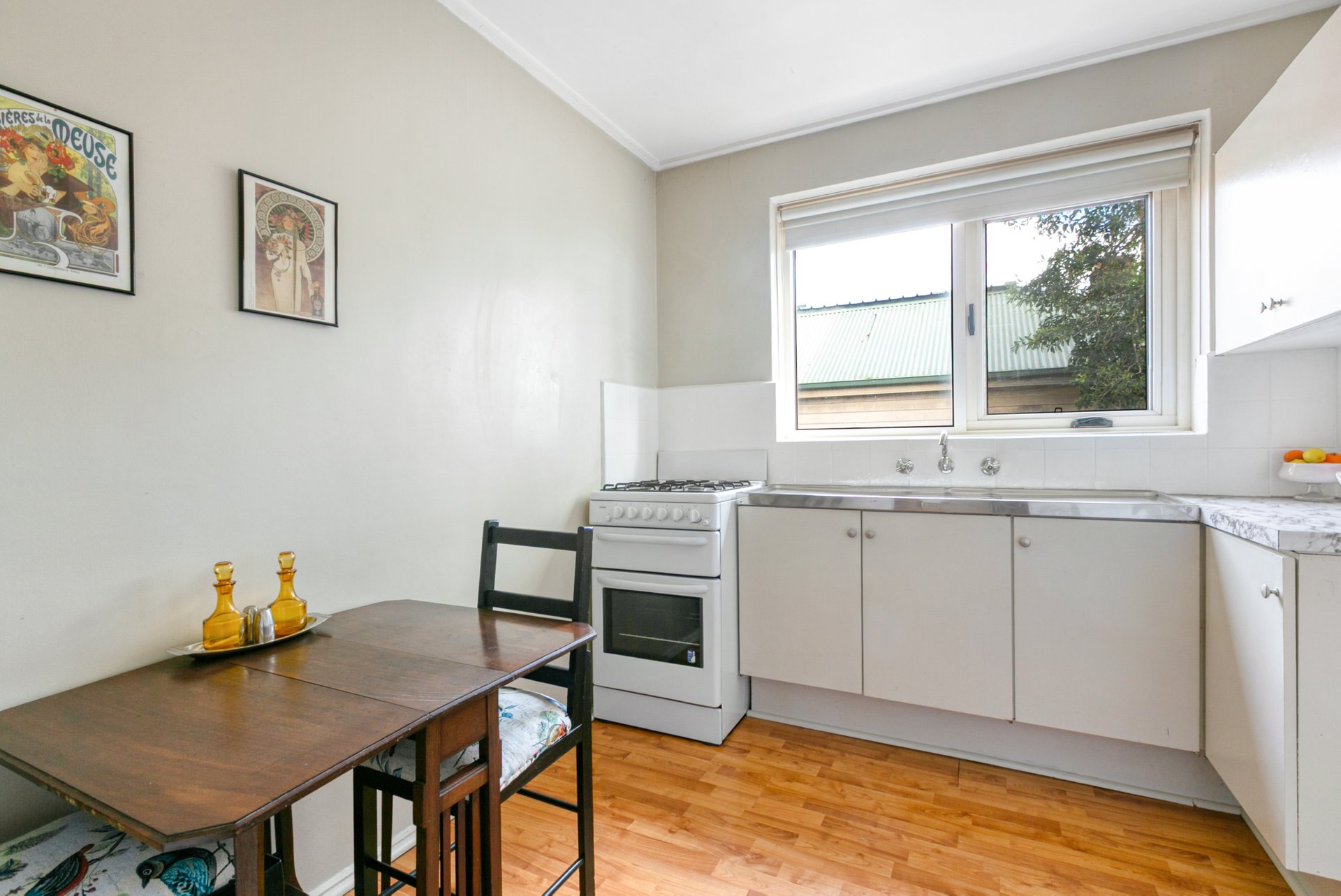 7/24 Ormond Road, Ascot Vale image 5