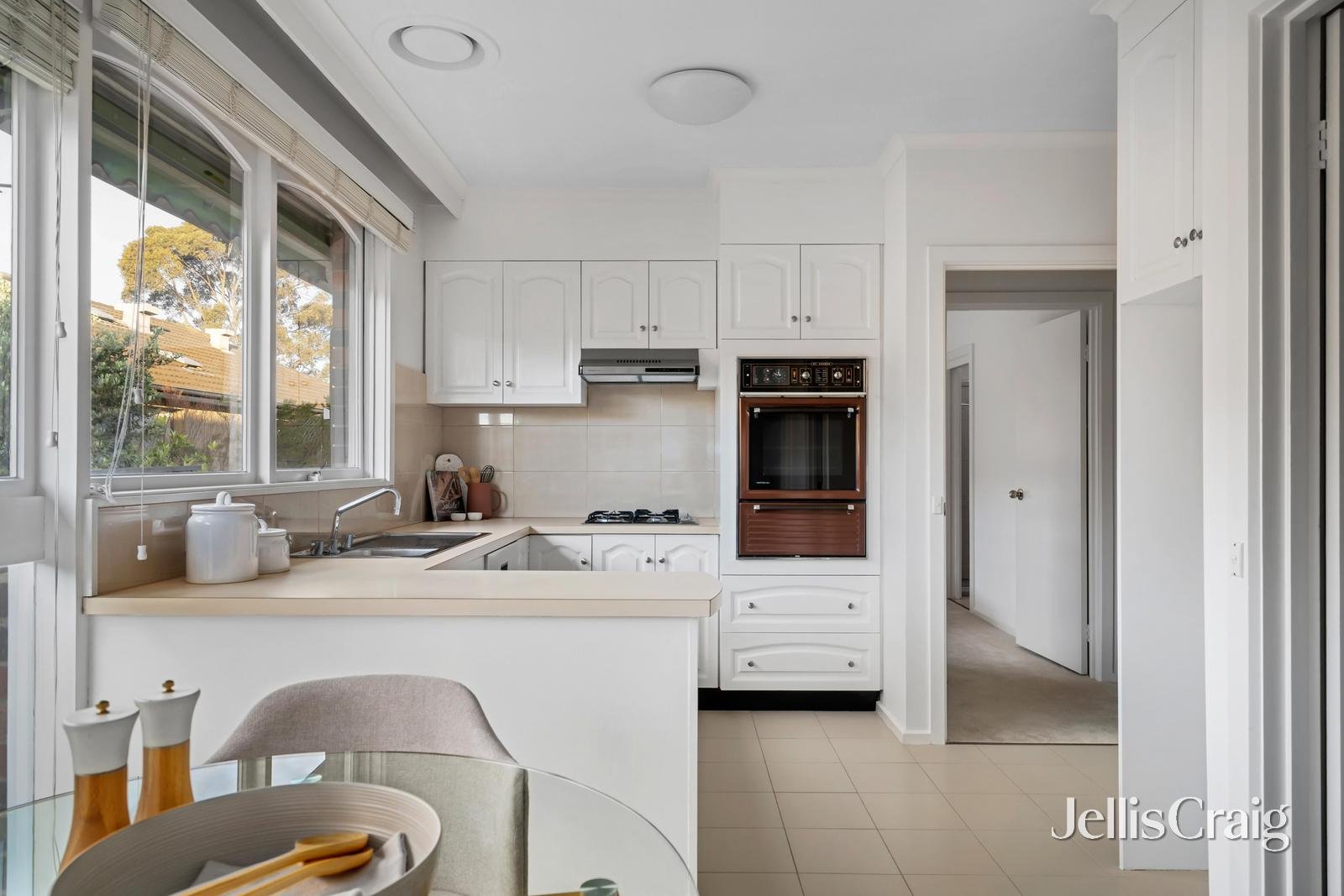 7/241 Burke Road, Glen Iris image 7