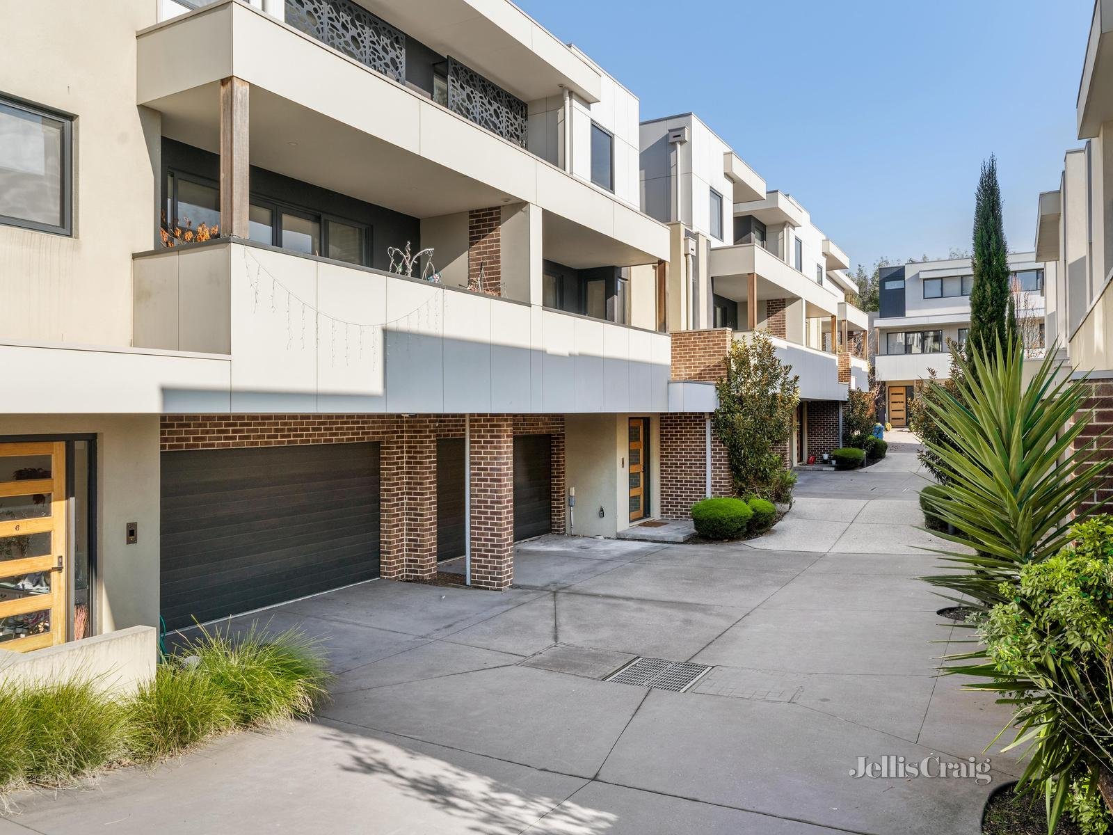 7/249 Williamsons Road, Templestowe image 1