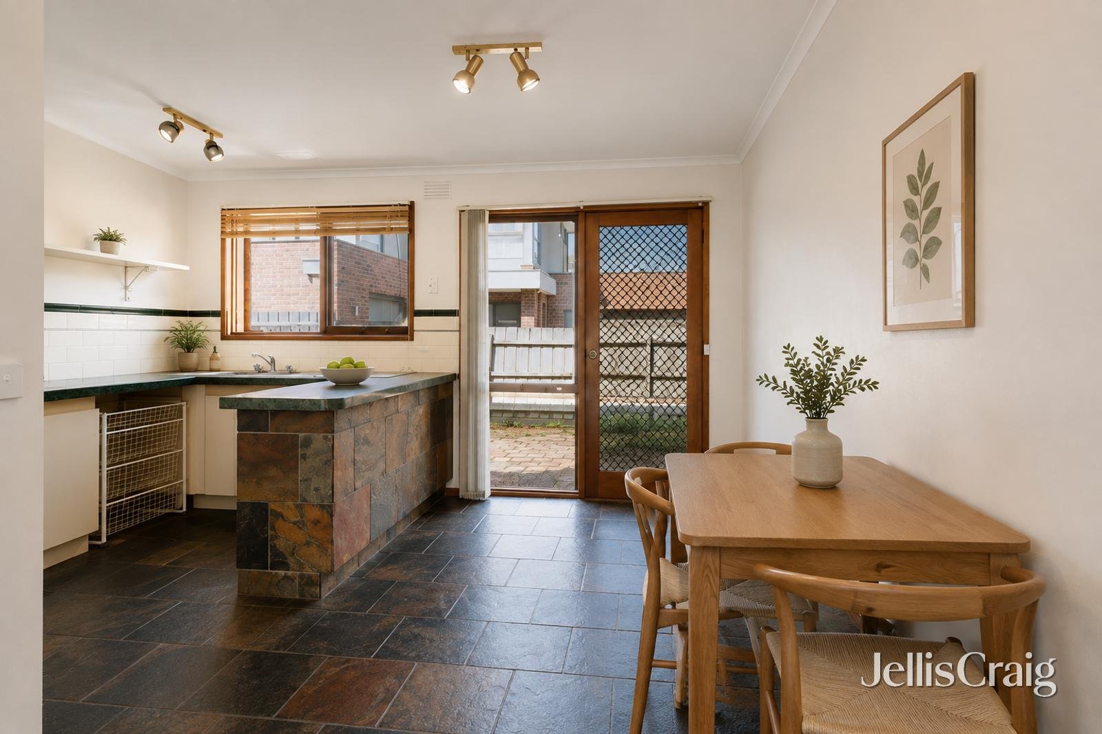 7/25 Franklin Road, Doncaster&nbsp;East image 4