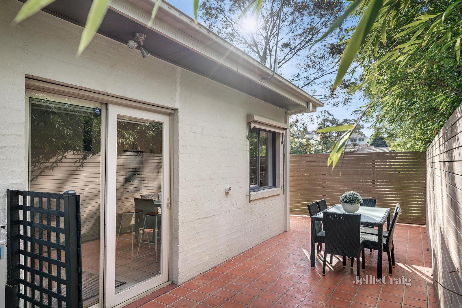 7/25 Wooddale Grove, Donvale image 8
