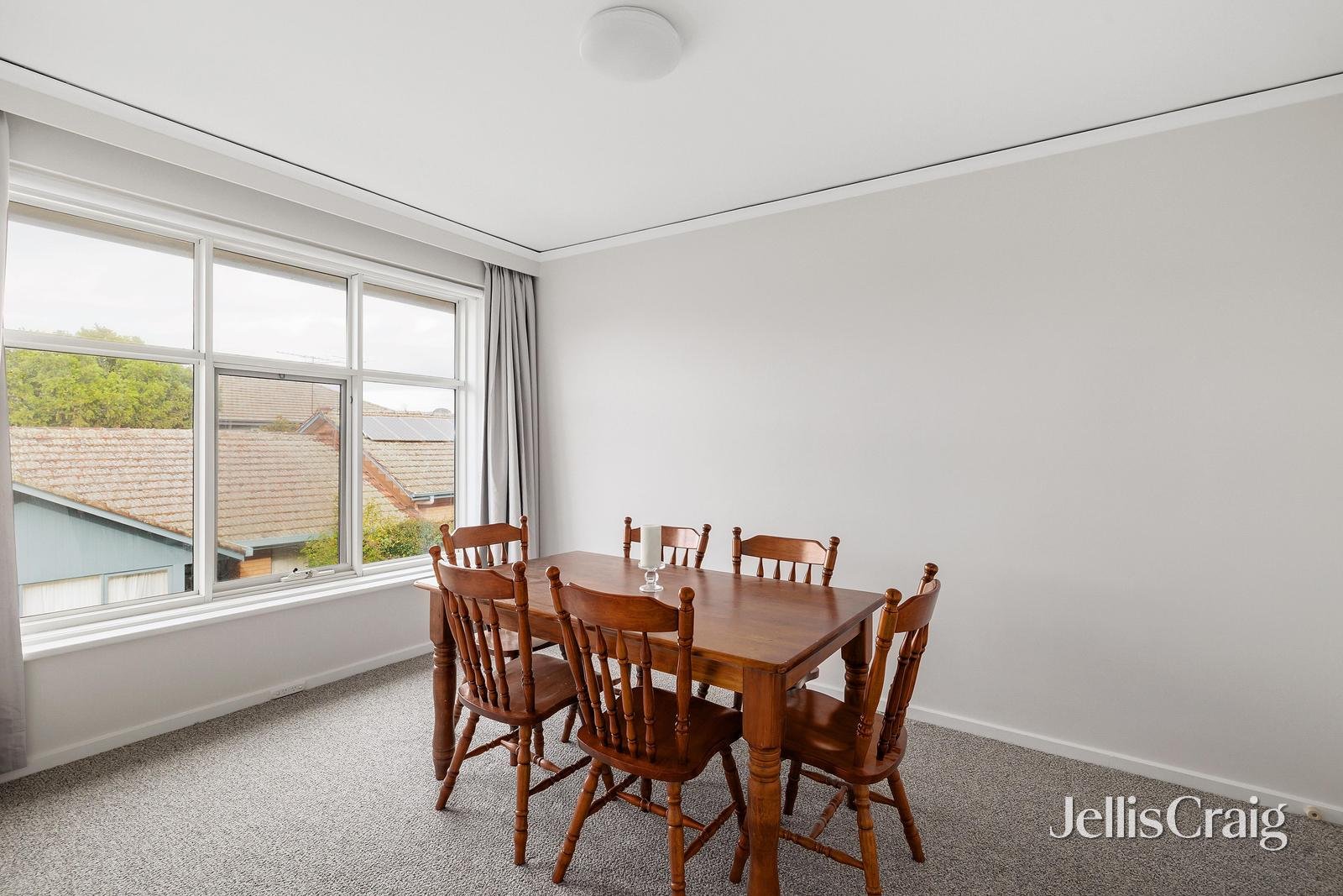 7/26 Weir Street, Balwyn image 4