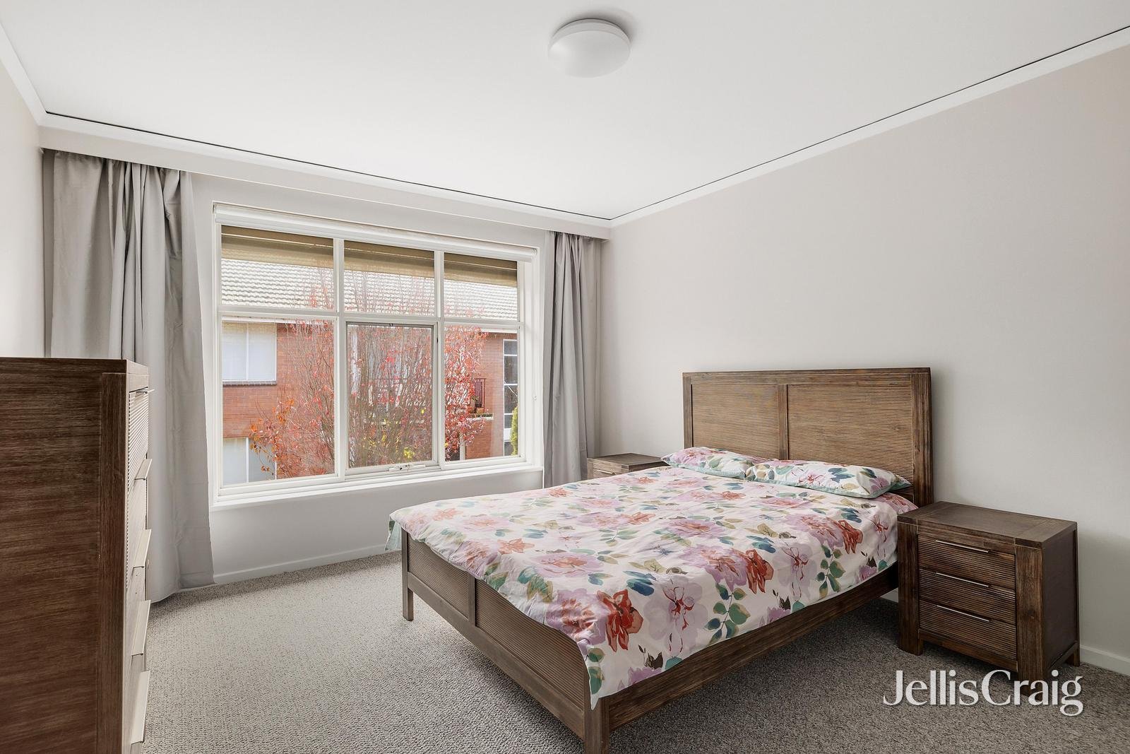 7/26 Weir Street, Balwyn image 5