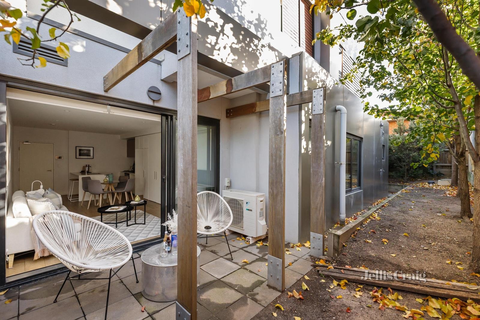 7/27 Jasper Road, Bentleigh image 4