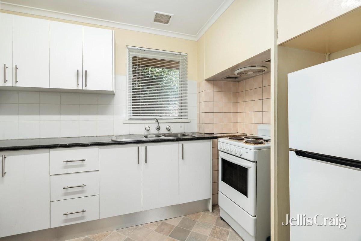 7/28-30 Cumming Street, Brunswick&nbsp;West image 2