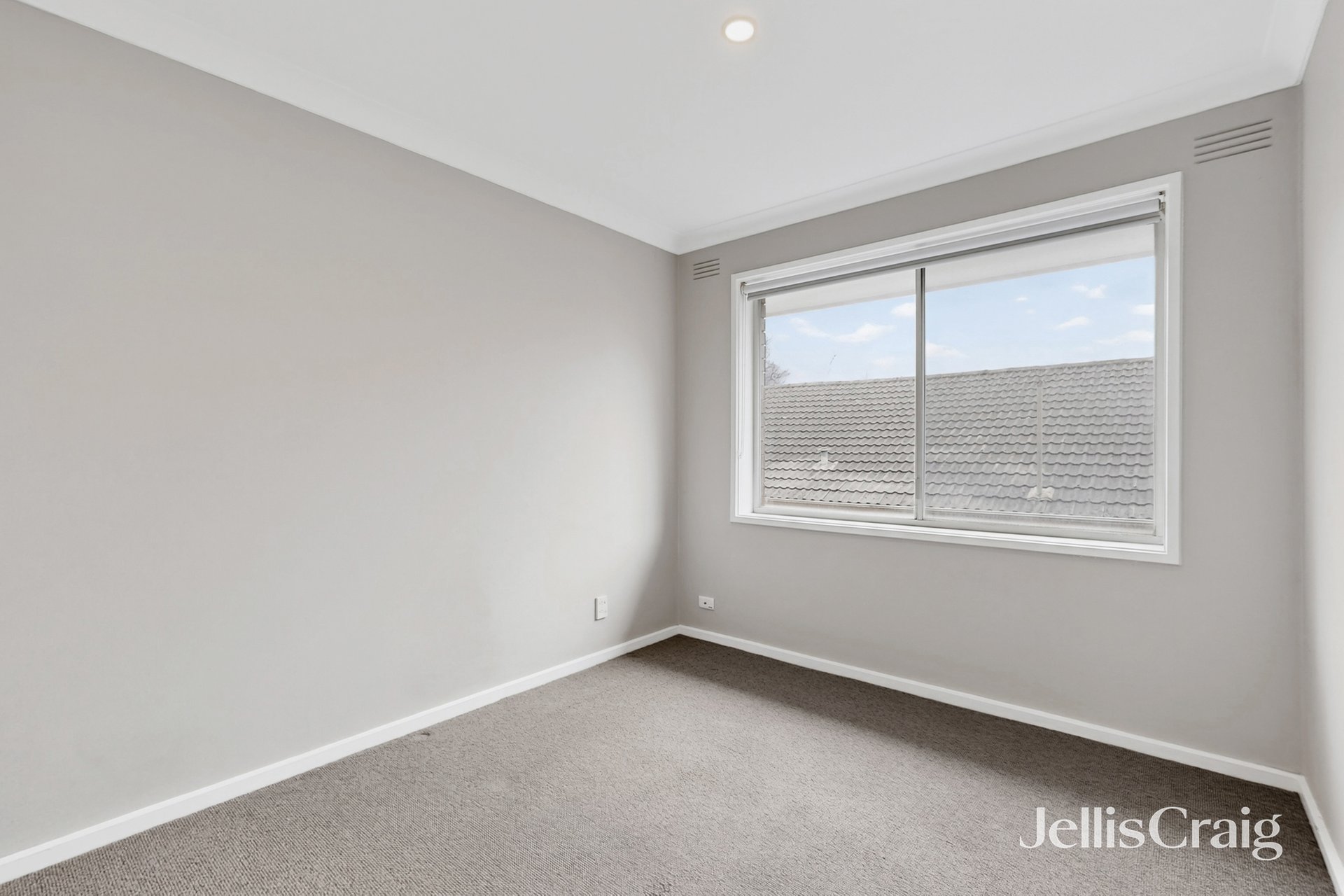 7/28 Weir Street, Balwyn image 8