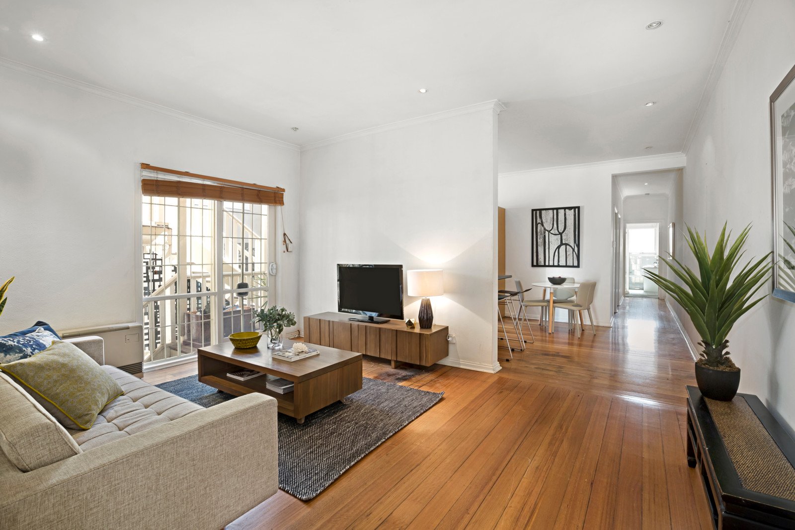 7/29 Park Street, South Yarra image 2