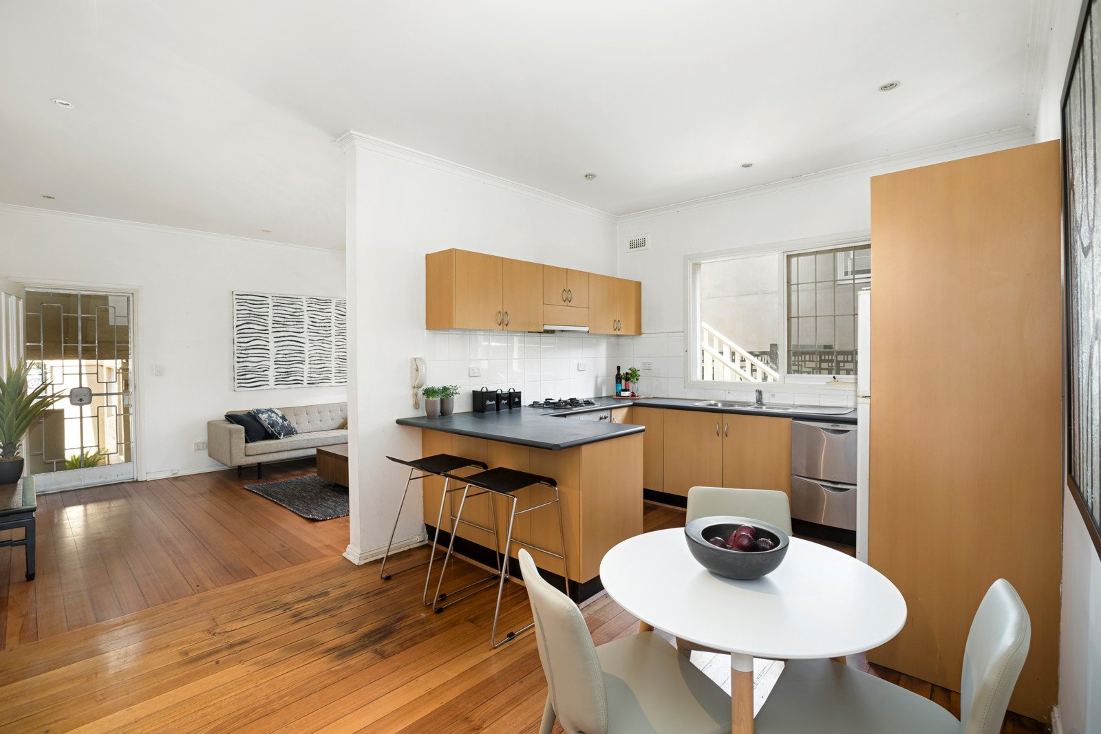 7/29 Park Street, South Yarra image 3