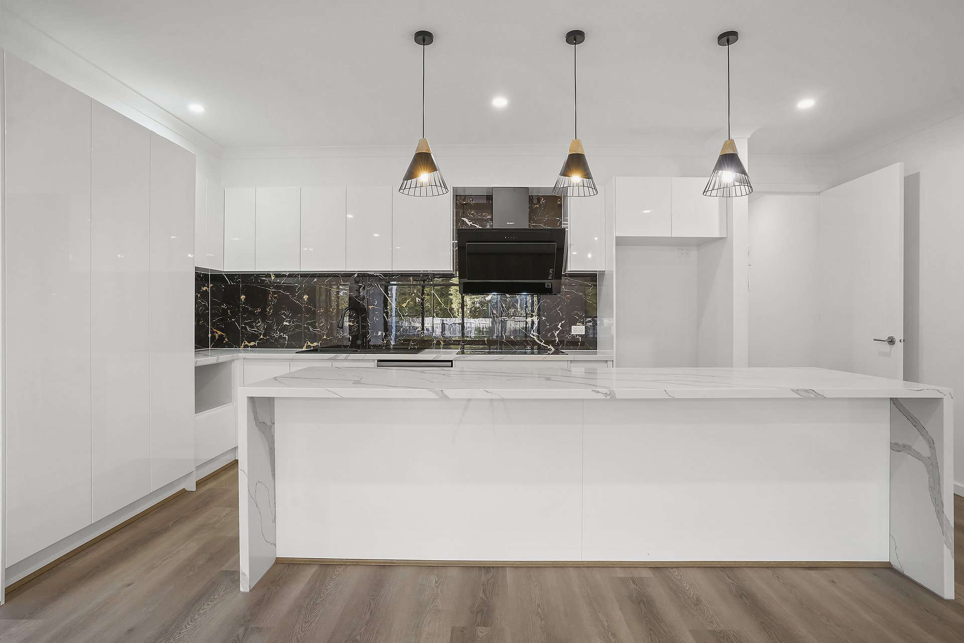 72A Argus Street, Cheltenham image 3