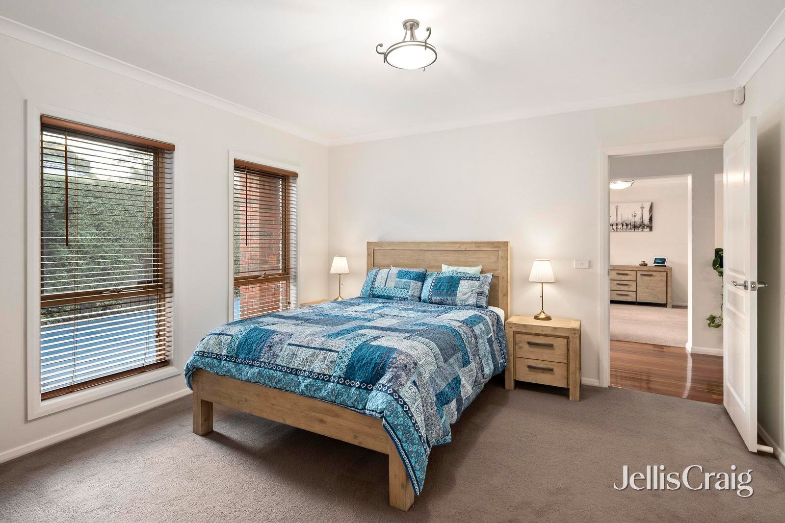 72A Greenslopes Drive, Mooroolbark image 6