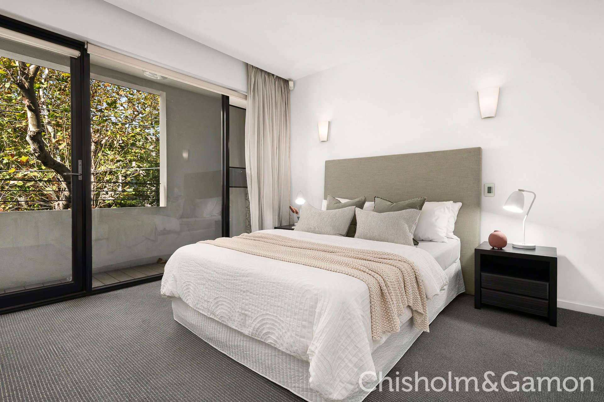 7/2a Tiuna Grove, Elwood image 4
