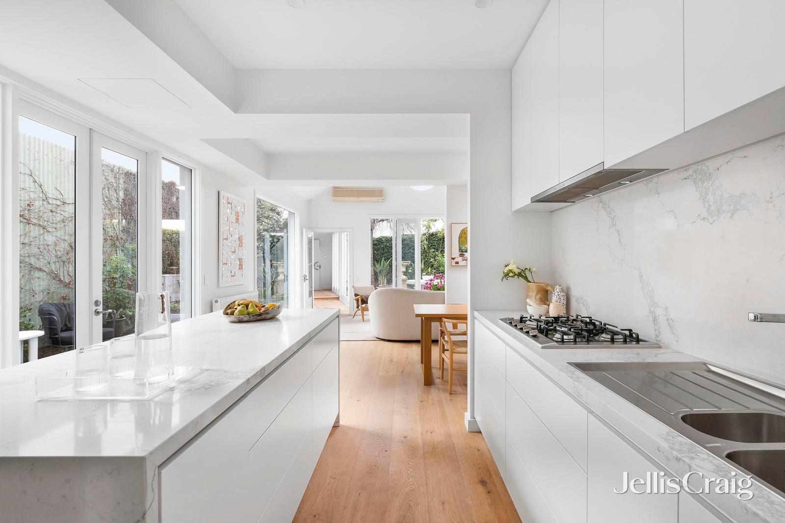 72B Herbert Street, Middle Park image 11