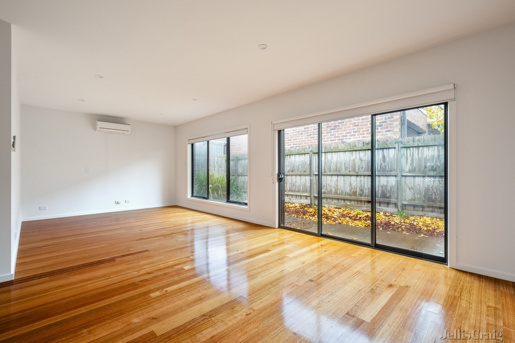 7/3-5 Hubert Avenue, Glenroy image 2