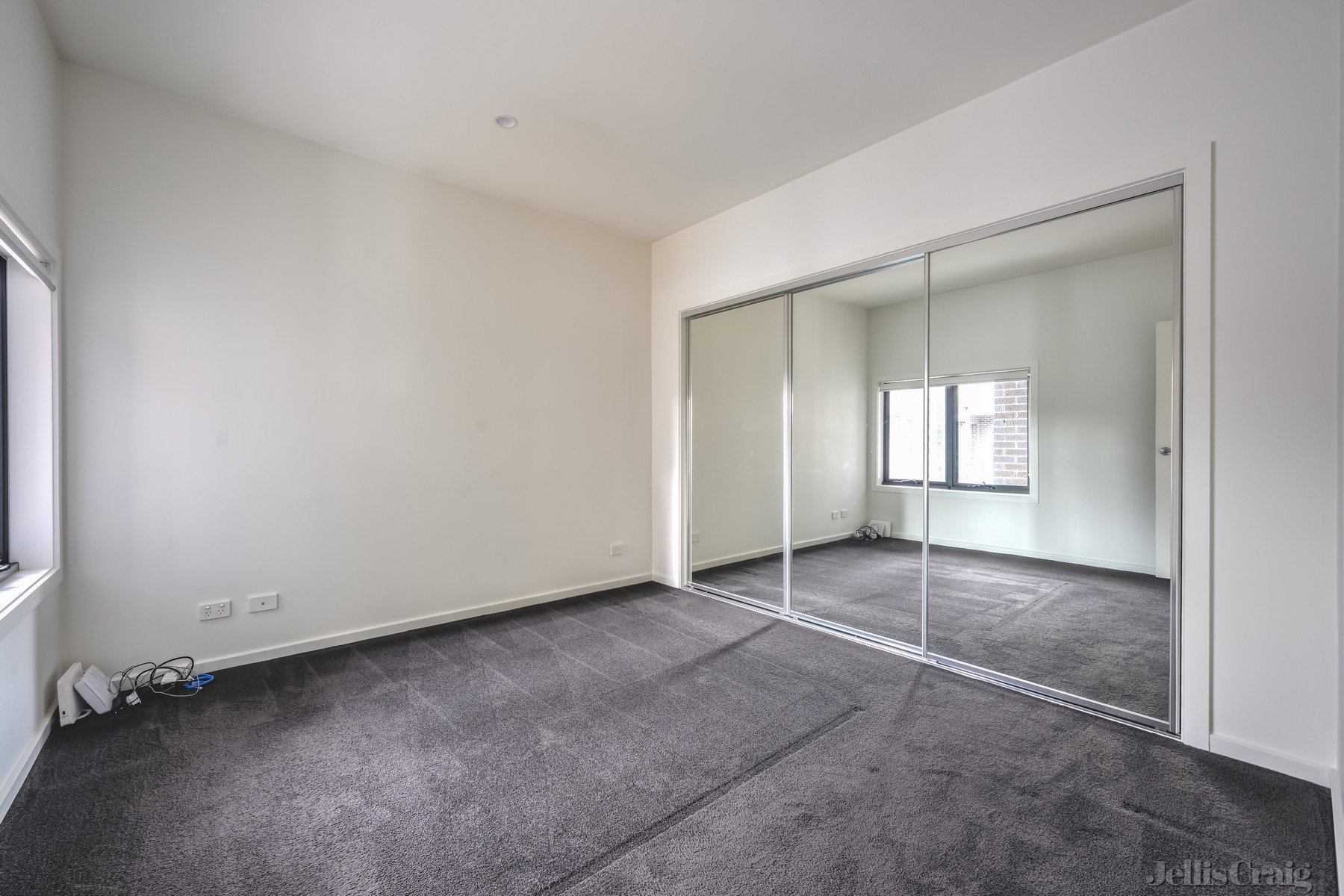 7/3-5 Hubert Avenue, Glenroy image 3