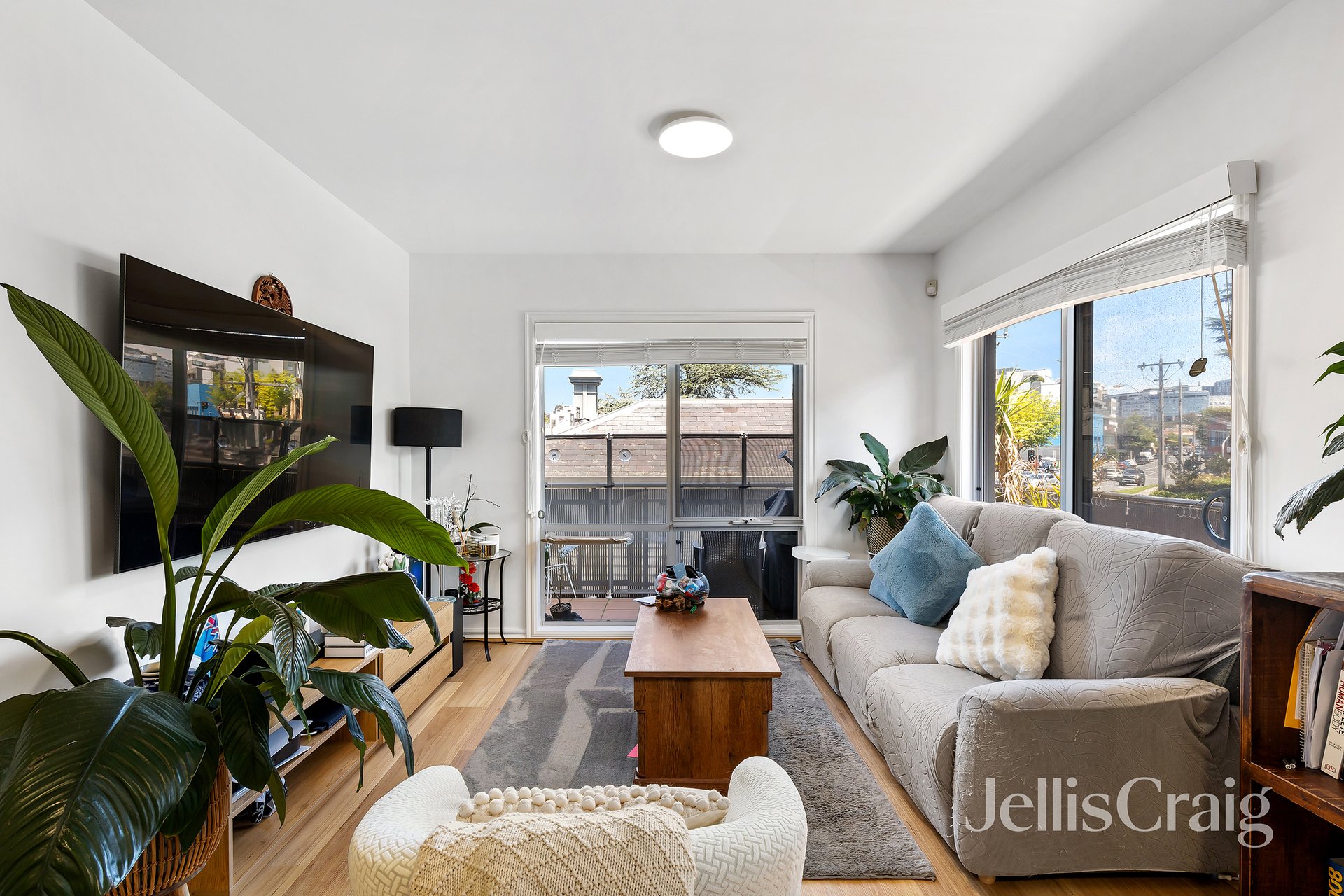 7/3 Burgundy Street, Heidelberg image 3