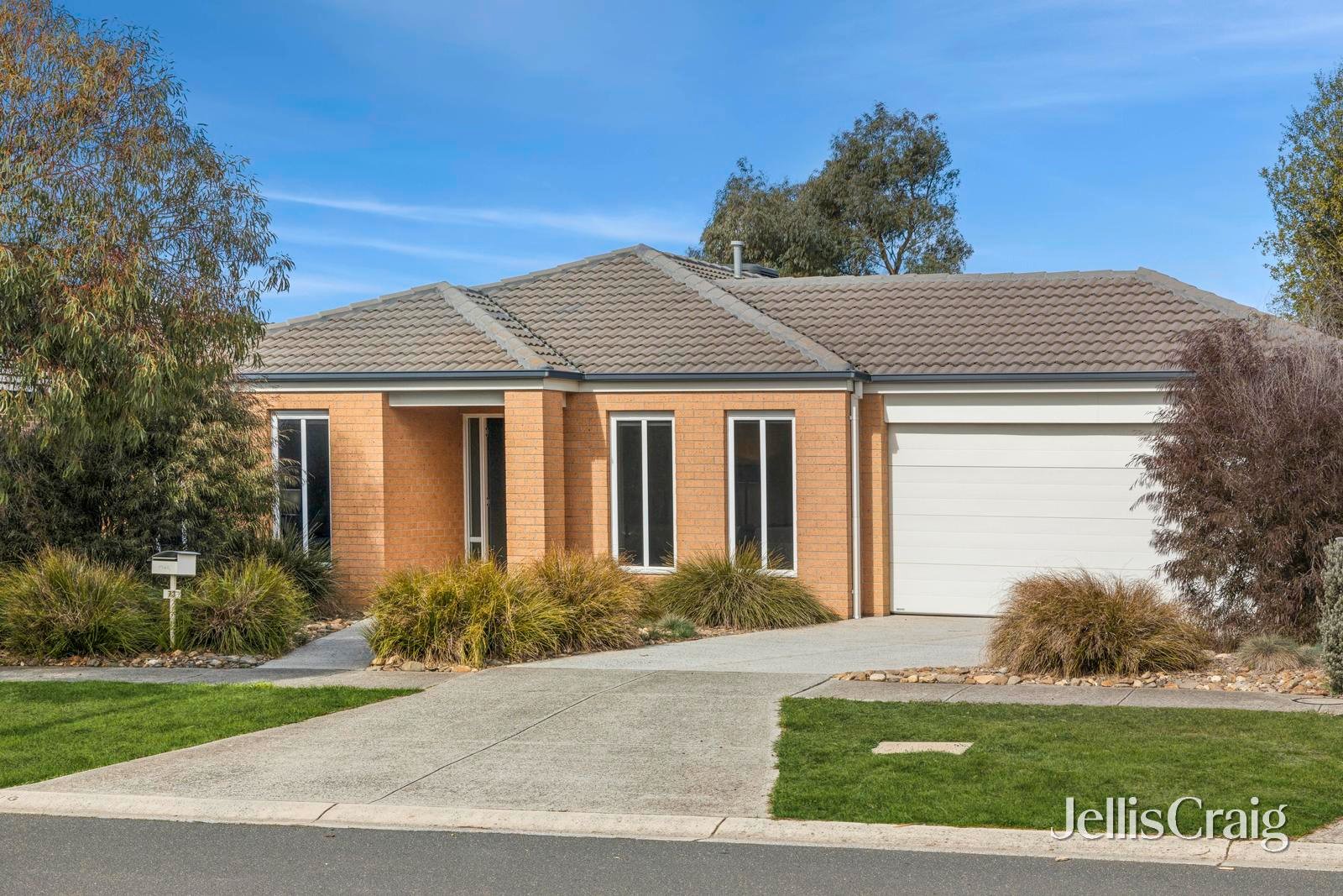 73 Caroline Chisholm Drive, Kyneton image 8