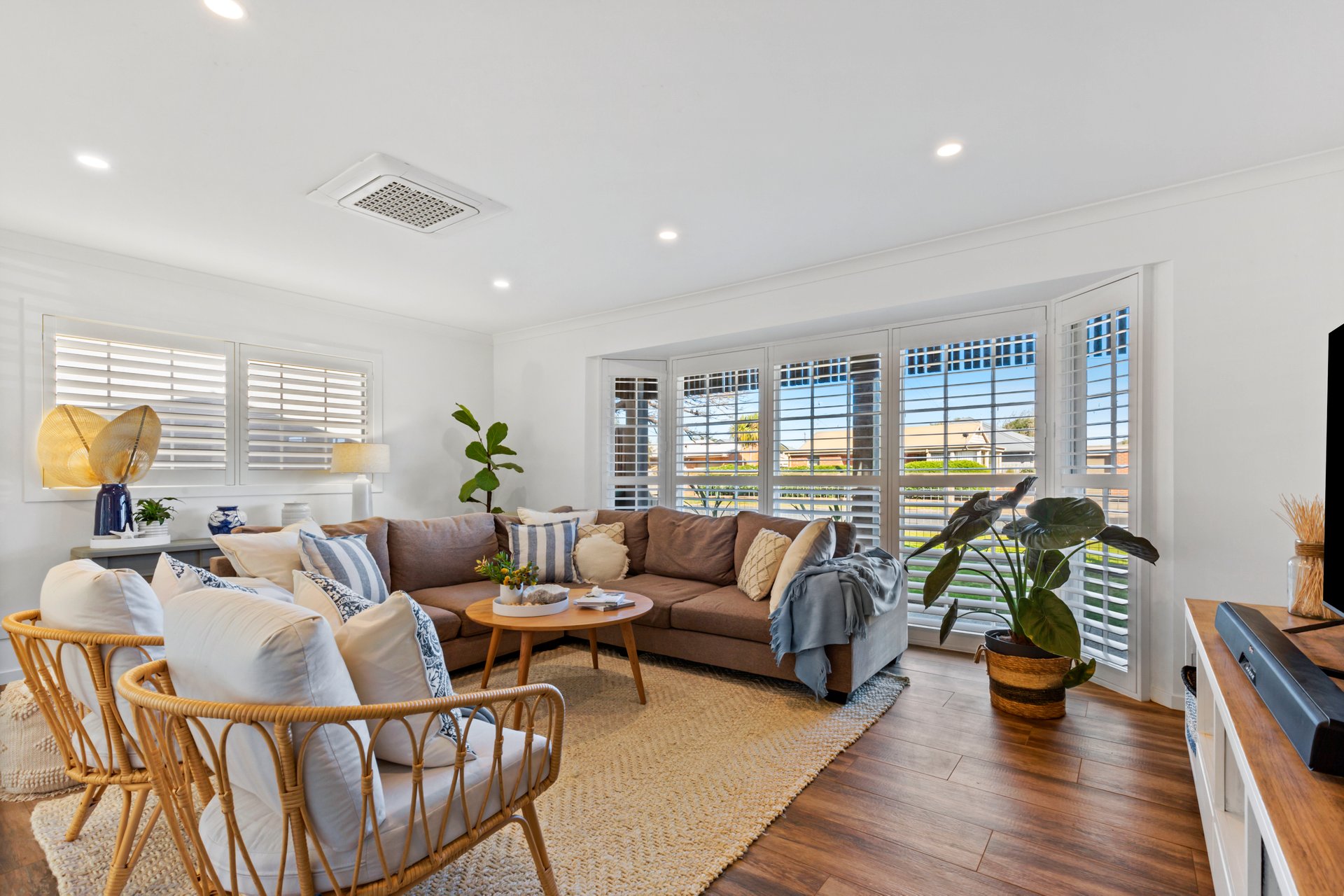 Property Gallery Thumbnail 2