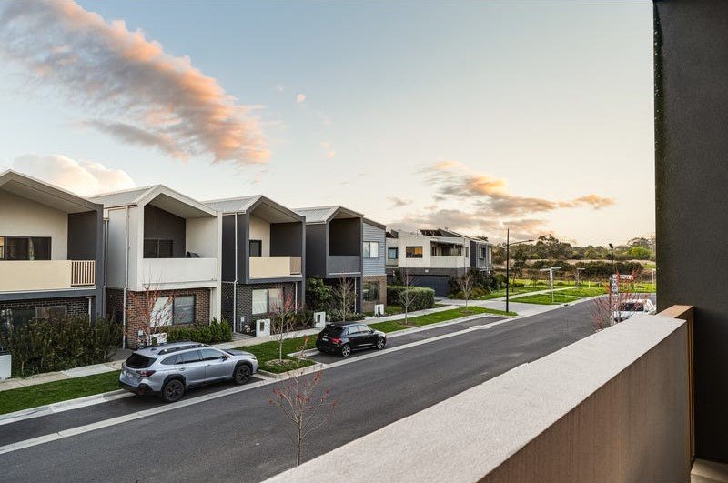 73 Emmeline Row, Rowville image 14